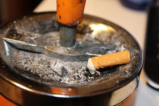 Comment arrêter la cigarette de façon simple avec les outils présenté dans cet article. 